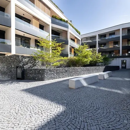 Daire The Bright And Cozy Hideaway *